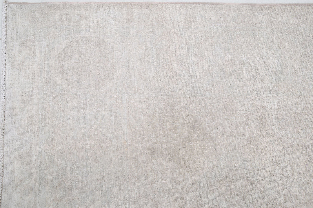 Hand Knotted Fine Serenity Wool Rug 8' 1" x 9' 8" - No. AT40182