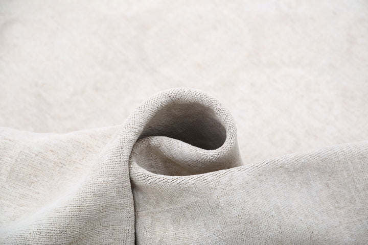 Hand Knotted Fine Serenity Wool Rug 8' 1" x 9' 8" - No. AT40182