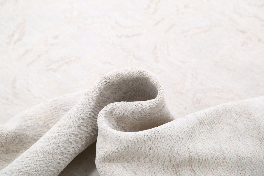 Hand Knotted Fine Serenity Wool Rug 8' 0" x 9' 11" - No. AT88285