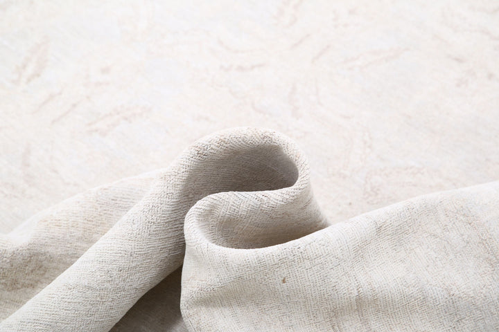 Hand Knotted Fine Serenity Wool Rug 8' 0" x 9' 11" - No. AT88285