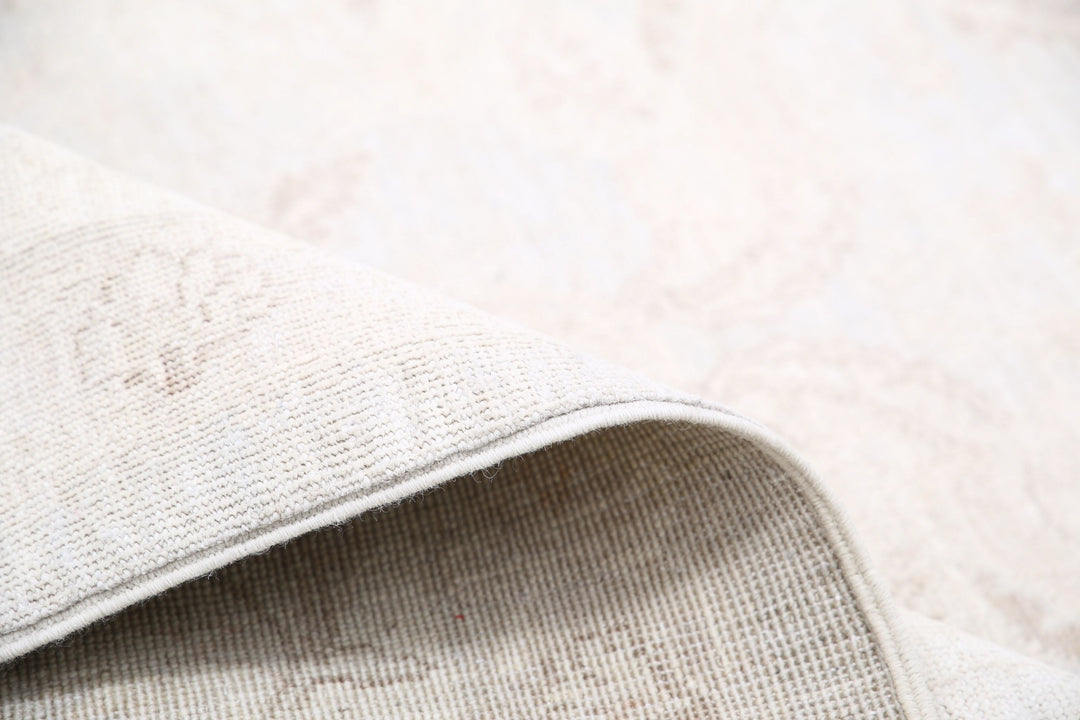 Hand Knotted Fine Serenity Wool Rug 8' 0" x 9' 11" - No. AT88285