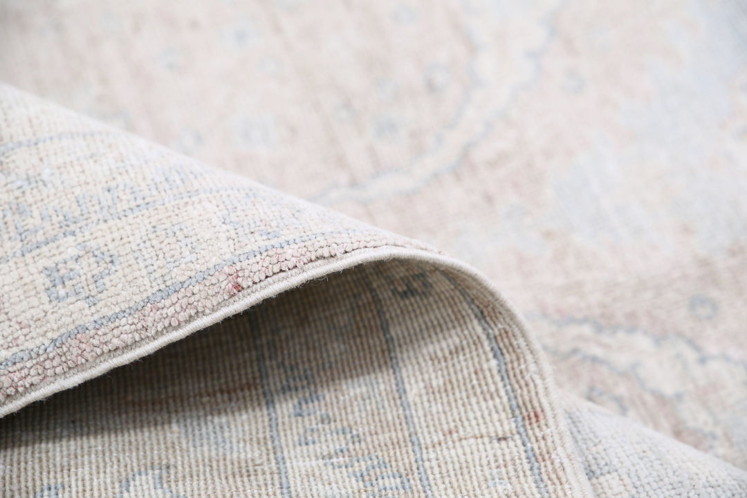 Hand Knotted Fine Serenity Wool Rug 7' 10" x 9' 8" - No. AT19904