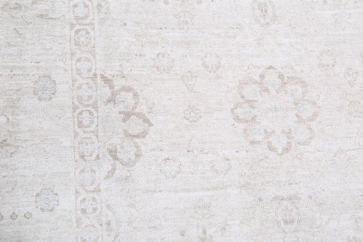 Hand Knotted Fine Serenity Wool Rug 7' 11" x 9' 9" - No. AT15360