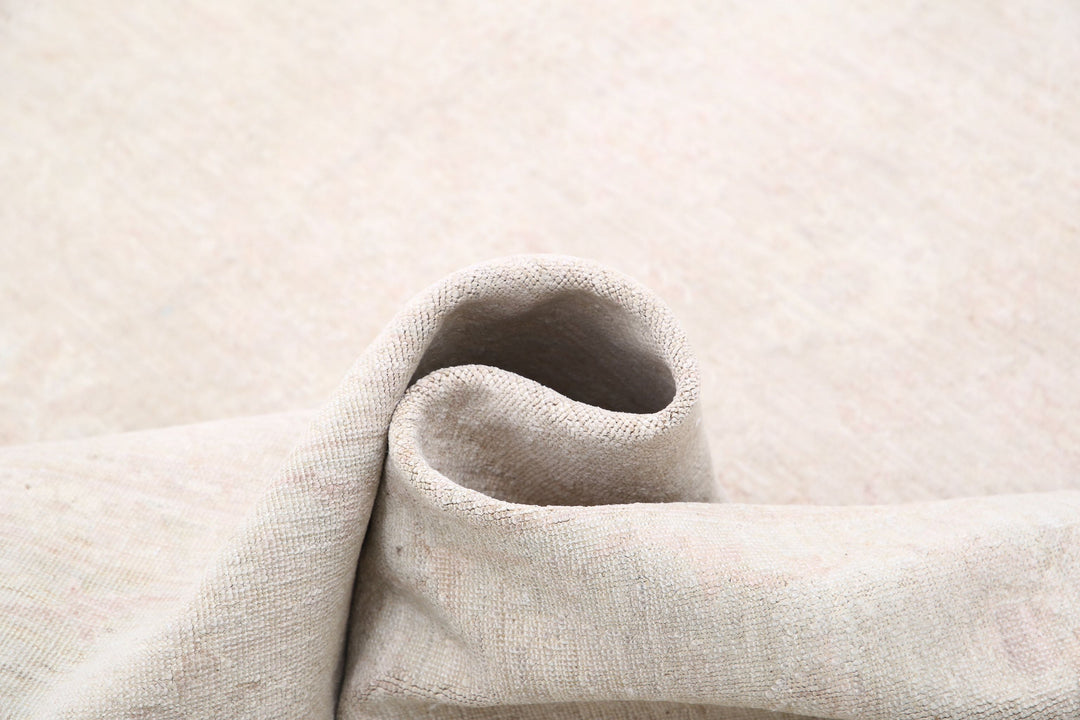 Hand Knotted Fine Serenity Wool Rug 8' 2" x 10' 1" - No. AT63273