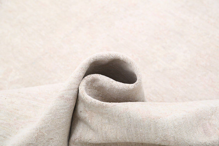 Hand Knotted Fine Serenity Wool Rug 8' 2" x 10' 1" - No. AT63273