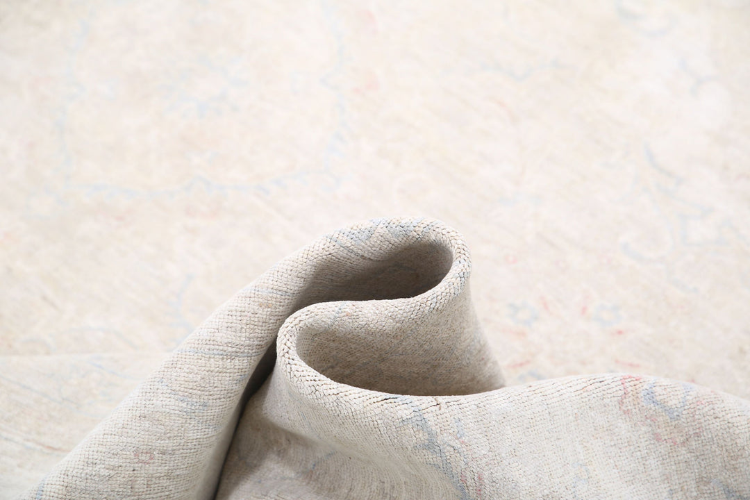 Hand Knotted Fine Serenity Wool Rug 8' 1" x 9' 4" - No. AT10661