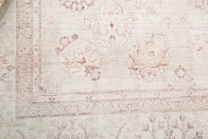 Hand Knotted Fine Serenity Wool Rug 8' 0" x 9' 8" - No. AT98649