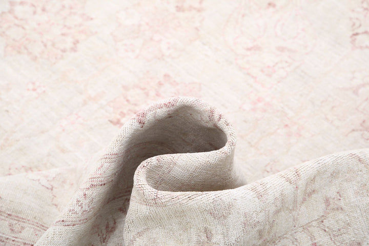 Hand Knotted Fine Serenity Wool Rug 8' 0" x 9' 8" - No. AT98649