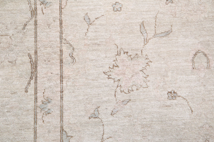 Hand Knotted Fine Serenity Wool Rug 7' 9" x 10' 3" - No. AT98392