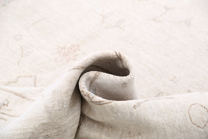 Hand Knotted Fine Serenity Wool Rug 7' 9" x 10' 3" - No. AT98392