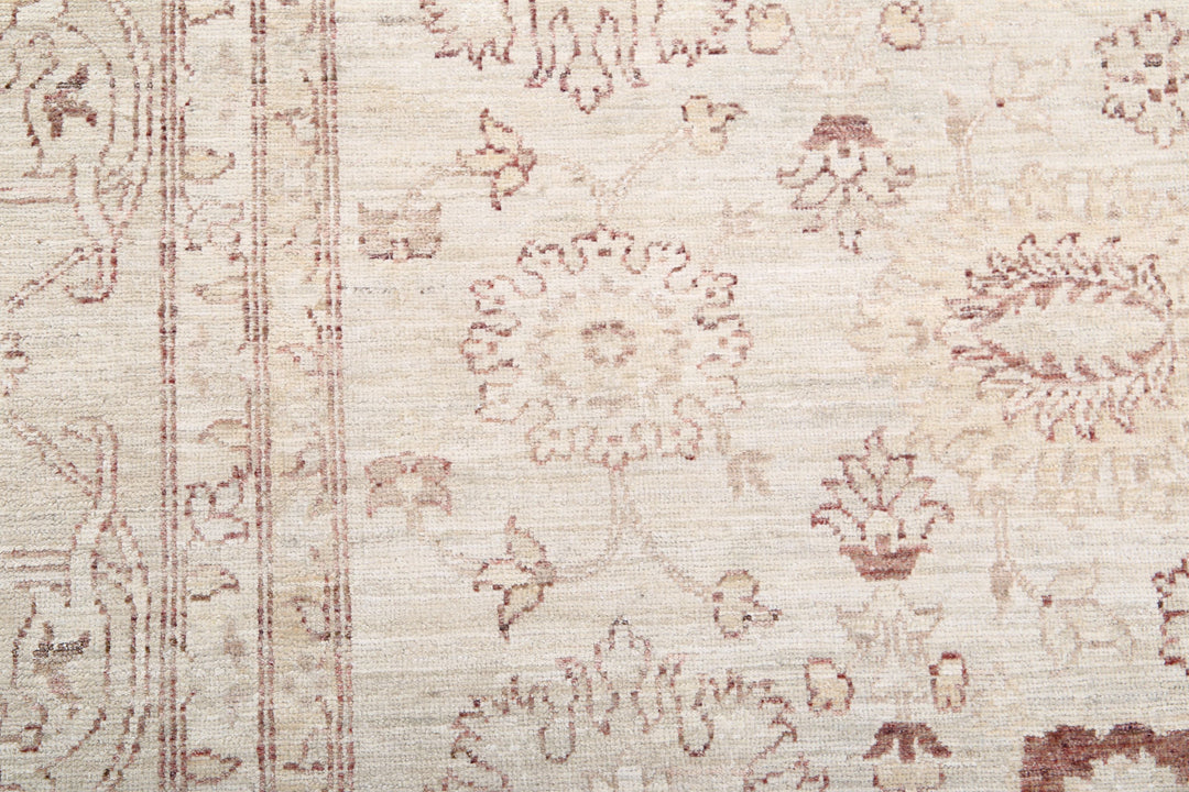 Hand Knotted Fine Serenity Wool Rug 7' 11" x 9' 8" - No. AT23335