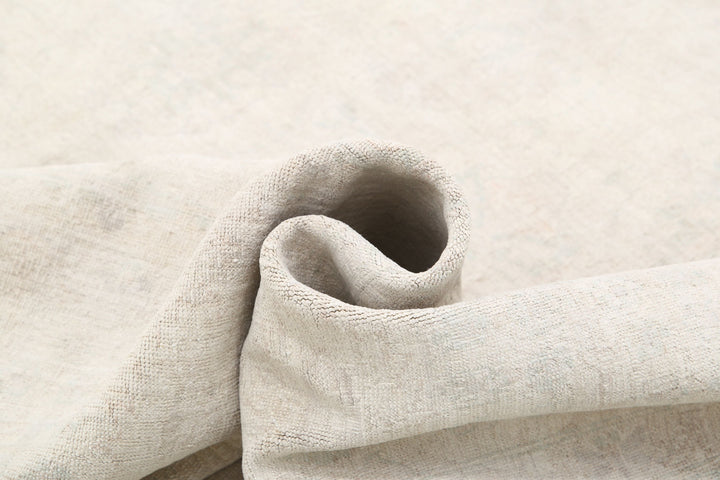 Hand Knotted Fine Serenity Wool Rug 8' 0" x 10' 1" - No. AT24546