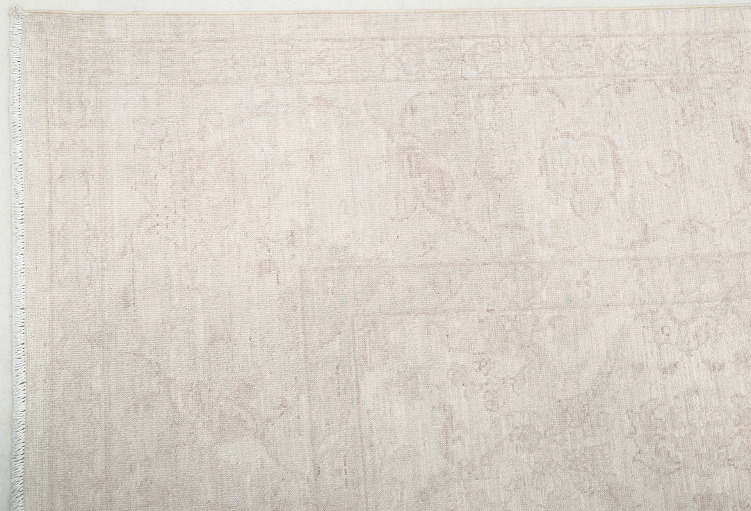 Hand Knotted Fine Serenity Wool Rug 8' 0" x 10' 2" - No. AT76341