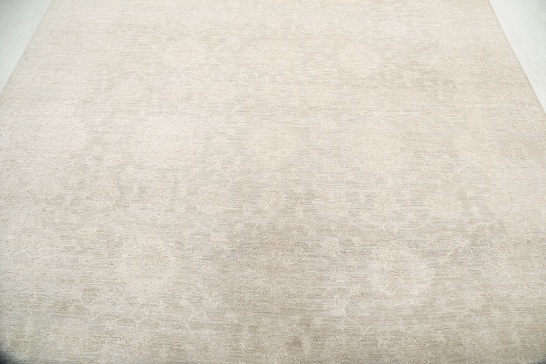 Hand Knotted Fine Serenity Wool Rug 7' 11" x 8' 9" - No. AT75919