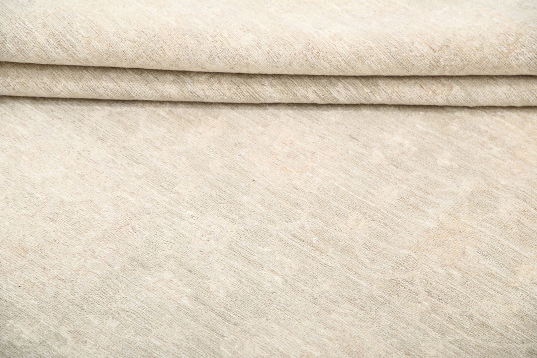 Hand Knotted Fine Serenity Wool Rug 7' 11" x 8' 9" - No. AT75919