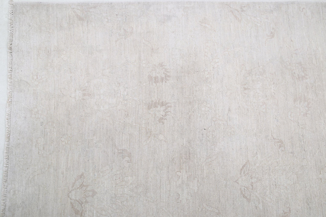 Hand Knotted Fine Serenity Wool Rug 8' 9" x 11' 7" - No. AT33394