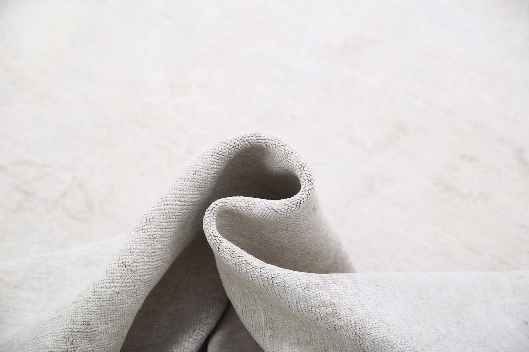 Hand Knotted Fine Serenity Wool Rug 8' 9" x 11' 7" - No. AT33394