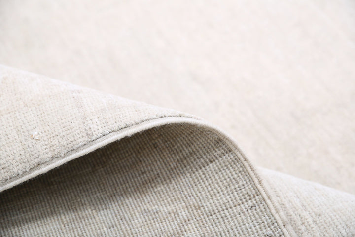 Hand Knotted Fine Serenity Wool Rug 9' 1" x 12' 4" - No. AT20906