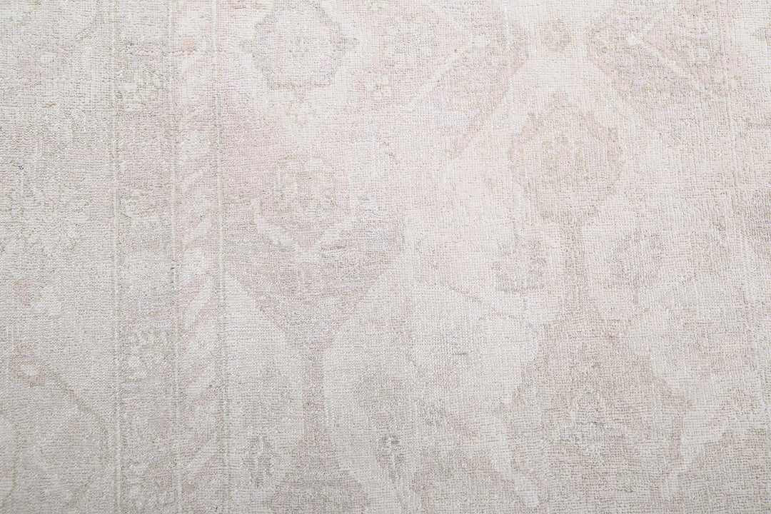 Hand Knotted Fine Serenity Wool Rug 8' 8" x 12' 3" - No. AT59763