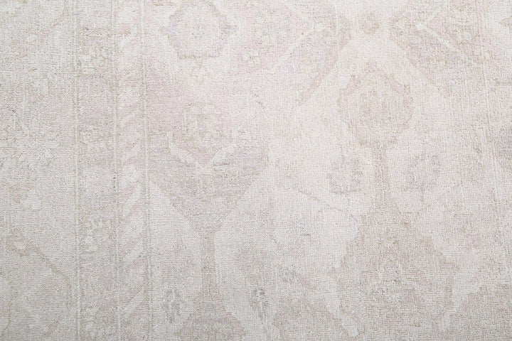 Hand Knotted Fine Serenity Wool Rug 8' 8" x 12' 3" - No. AT59763