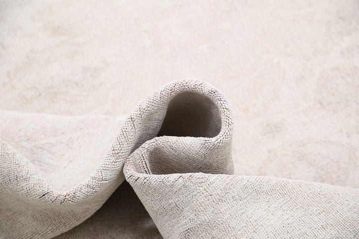 Hand Knotted Fine Serenity Wool Rug 8' 8" x 12' 3" - No. AT59763