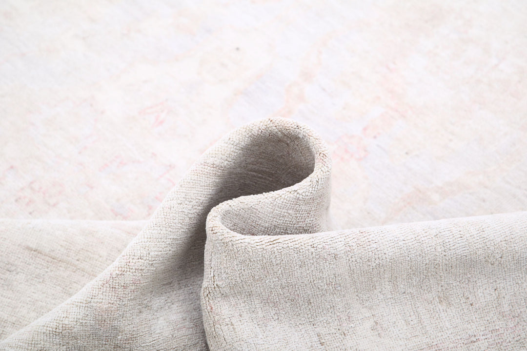 Hand Knotted Fine Serenity Wool Rug 8' 9" x 12' 1" - No. AT63192