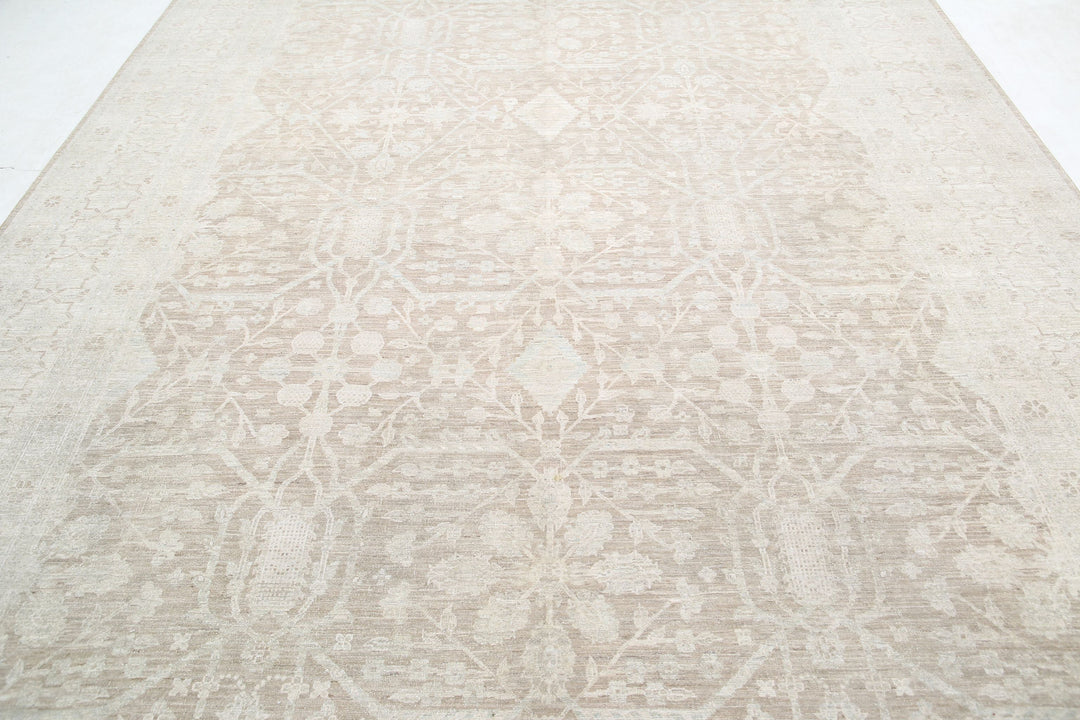Hand Knotted Fine Serenity Wool Rug 8' 9" x 15' 7" - No. AT65547