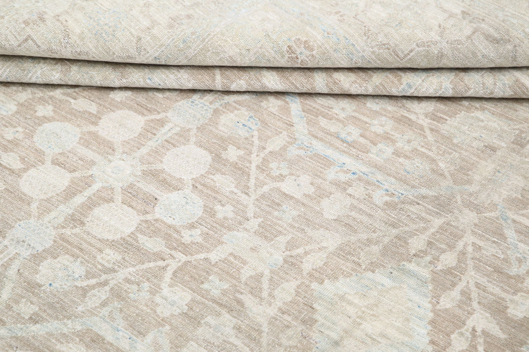 Hand Knotted Fine Serenity Wool Rug 8' 9" x 15' 7" - No. AT65547