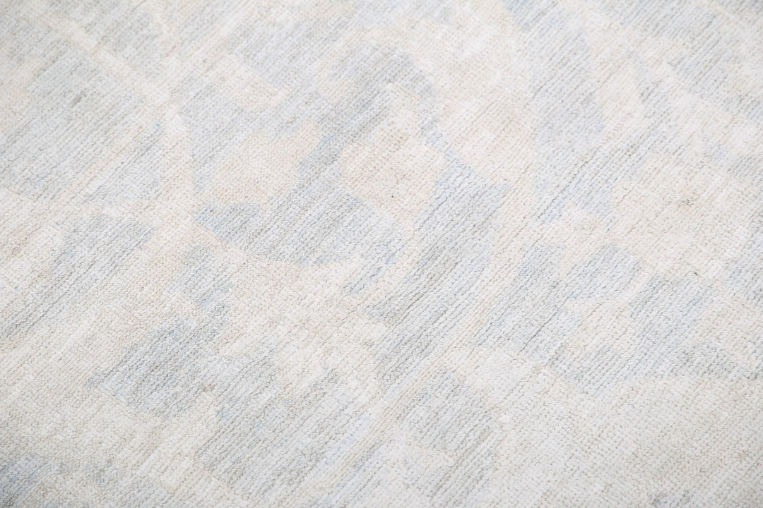 Hand Knotted Fine Serenity Wool Rug 17' 10" x 25' 1" - No. AT72418