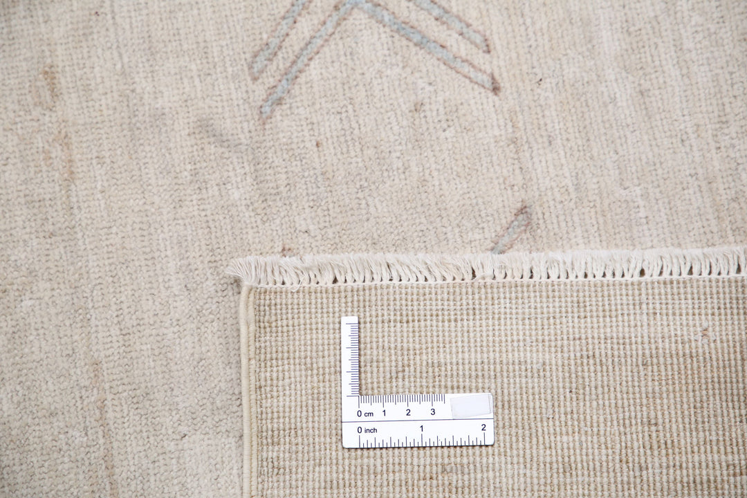 Hand Knotted Fine Serenity Wool Rug 7' 11" x 10' 1" - No. AT97627