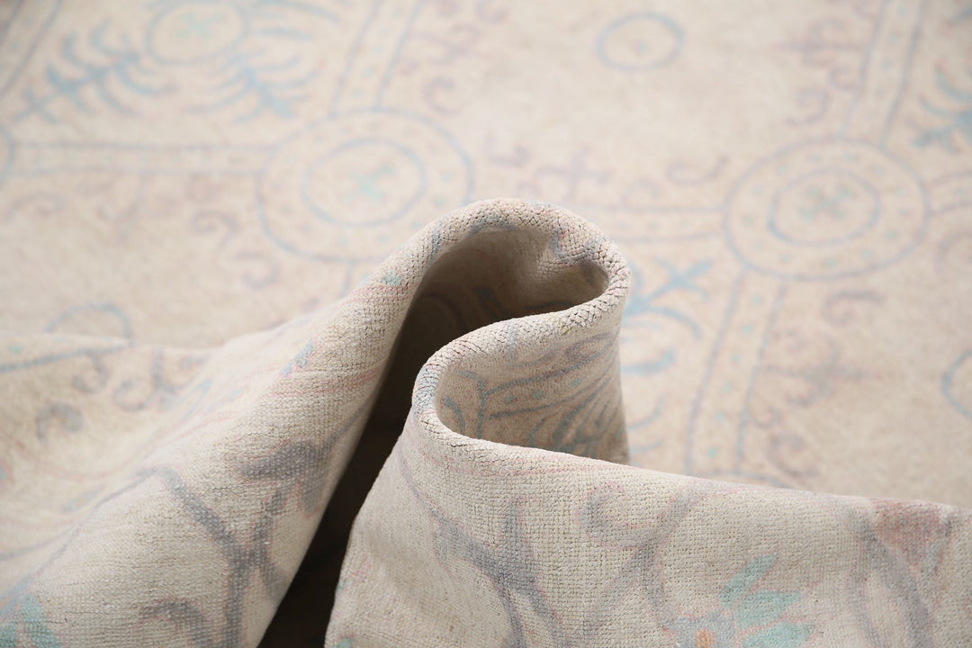 Hand Knotted Fine Serenity Wool Rug 7' 10" x 10' 0" - No. AT76972