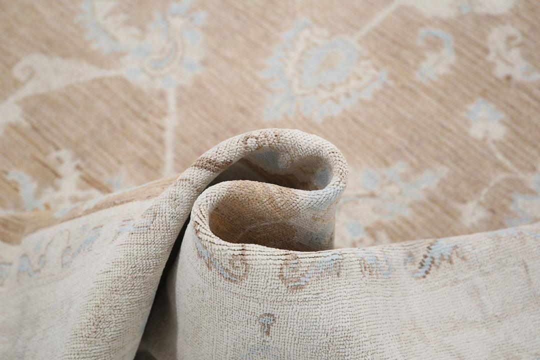 Hand Knotted Fine Serenity Wool Rug 6' 5" x 8' 10" - No. AT27707