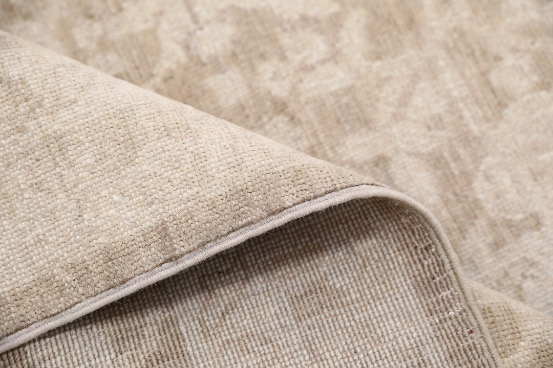 Hand Knotted Fine Serenity Wool Rug 9' 10" x 12' 10" - No. AT48587