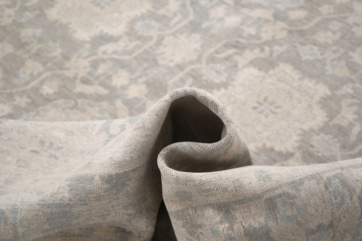 Hand Knotted Fine Serenity Wool Rug 7' 9" x 10' 1" - No. AT39759