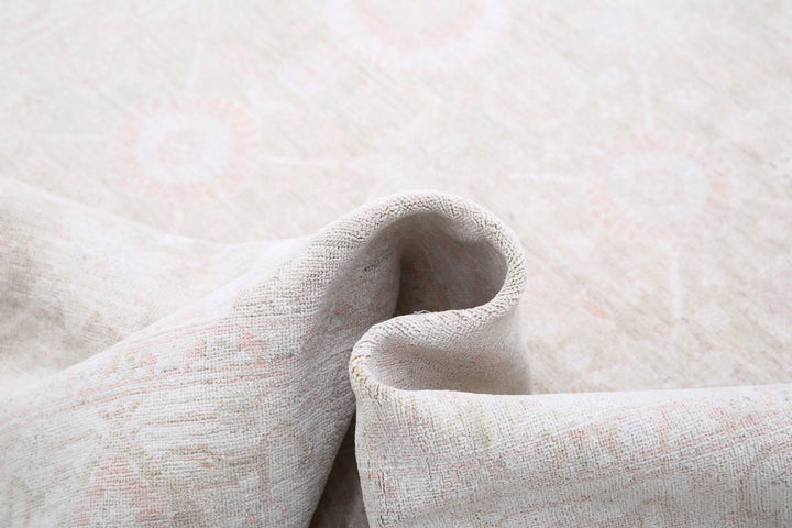 Hand Knotted Fine Serenity Wool Rug 4' 10" x 6' 3" - No. AT37953