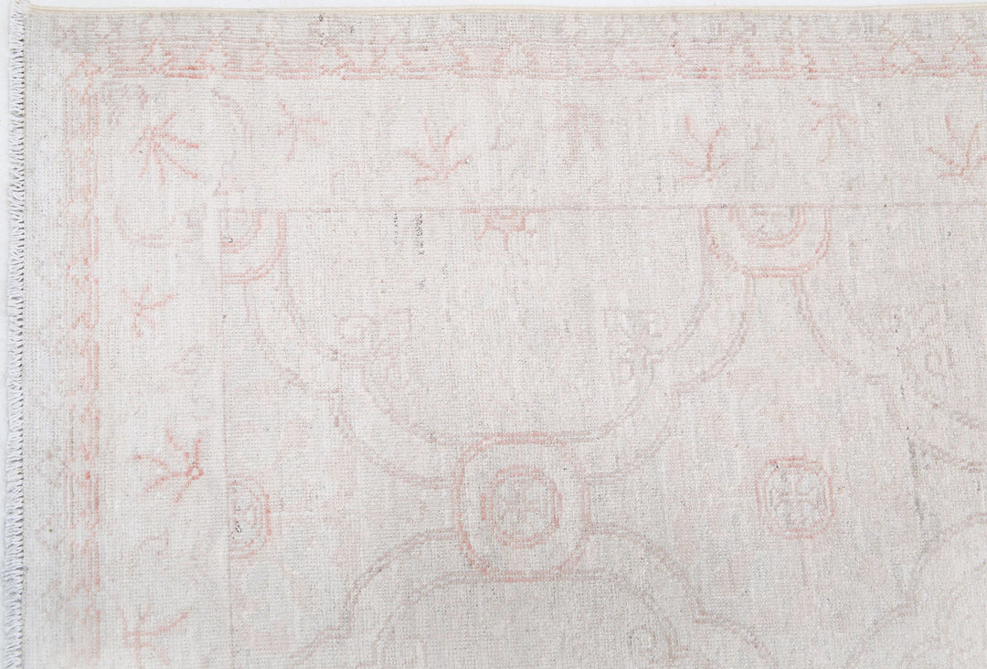 Hand Knotted Fine Serenity Wool Rug 3' 10" x 11' 2" - No. AT71621