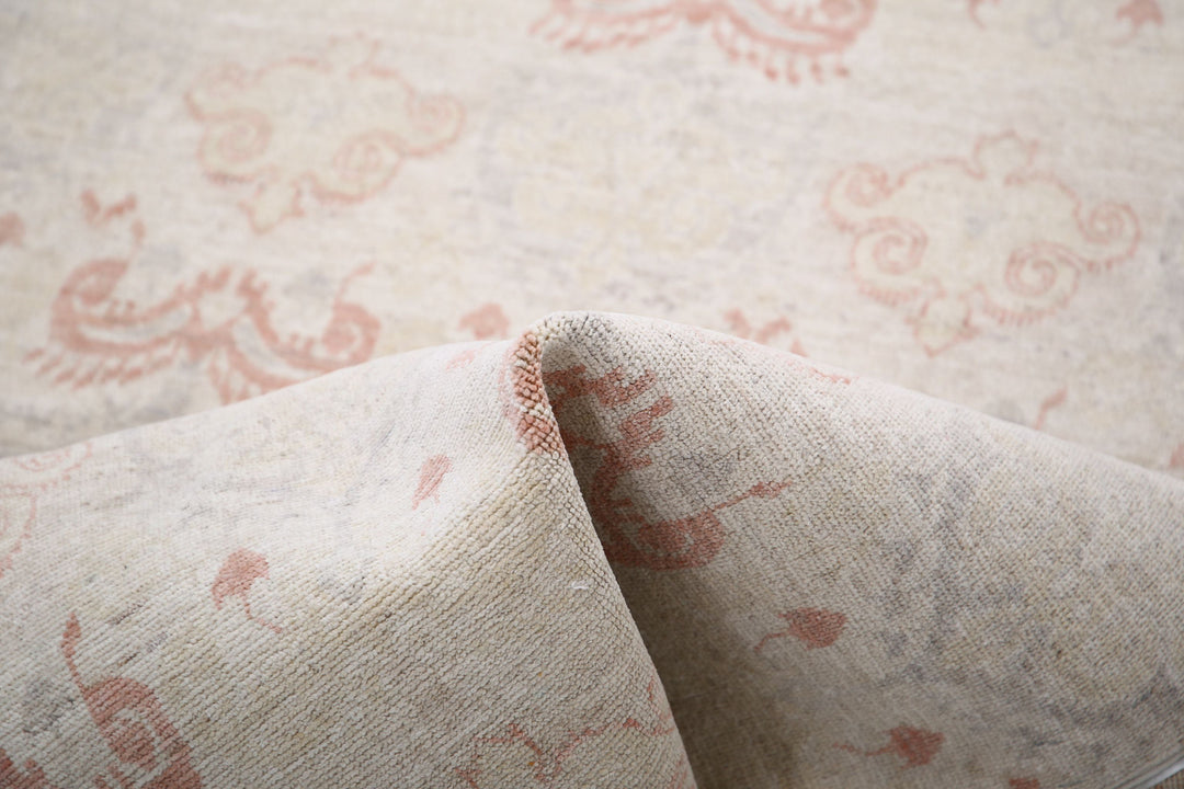 Hand Knotted Fine Serenity Wool Rug 4' 0" x 10' 2" - No. AT85116