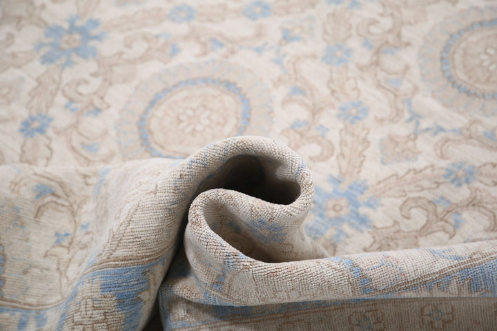 Hand Knotted Fine Serenity Wool Rug 6' 6" x 11' 0" - No. AT14519