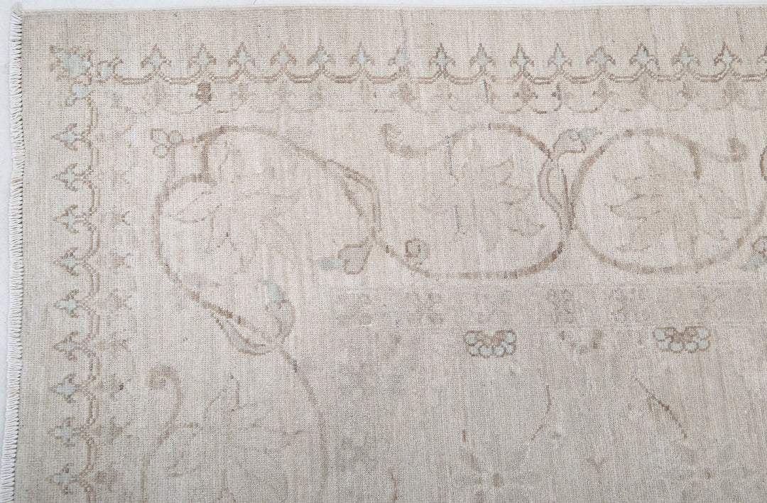 Hand Knotted Fine Serenity Wool Rug 6' 6" x 9' 10" - No. AT34115