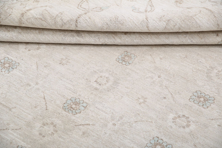 Hand Knotted Fine Serenity Wool Rug 6' 6" x 9' 10" - No. AT34115