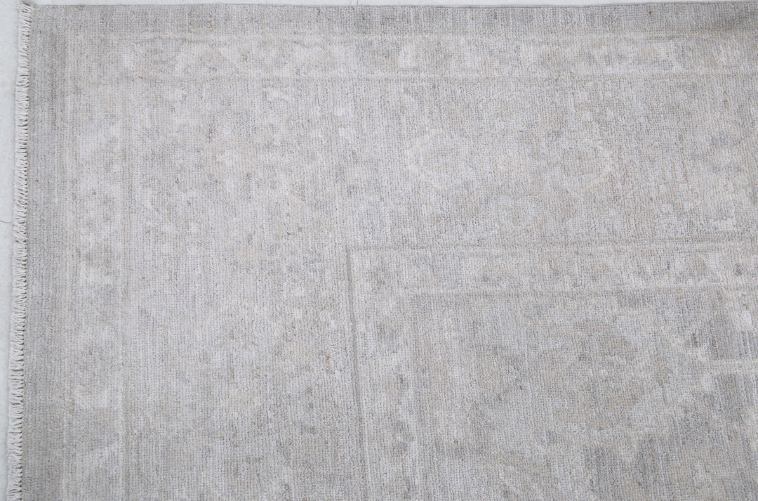 Hand Knotted Fine Serenity Wool Rug 6' 3" x 9' 7" - No. AT68885