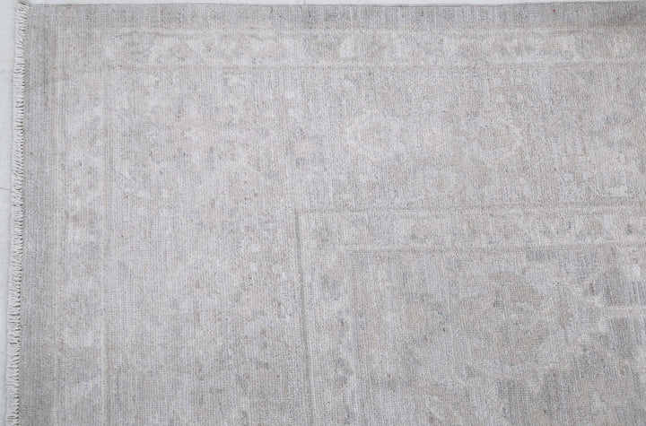 Hand Knotted Fine Serenity Wool Rug 6' 3" x 9' 7" - No. AT68885