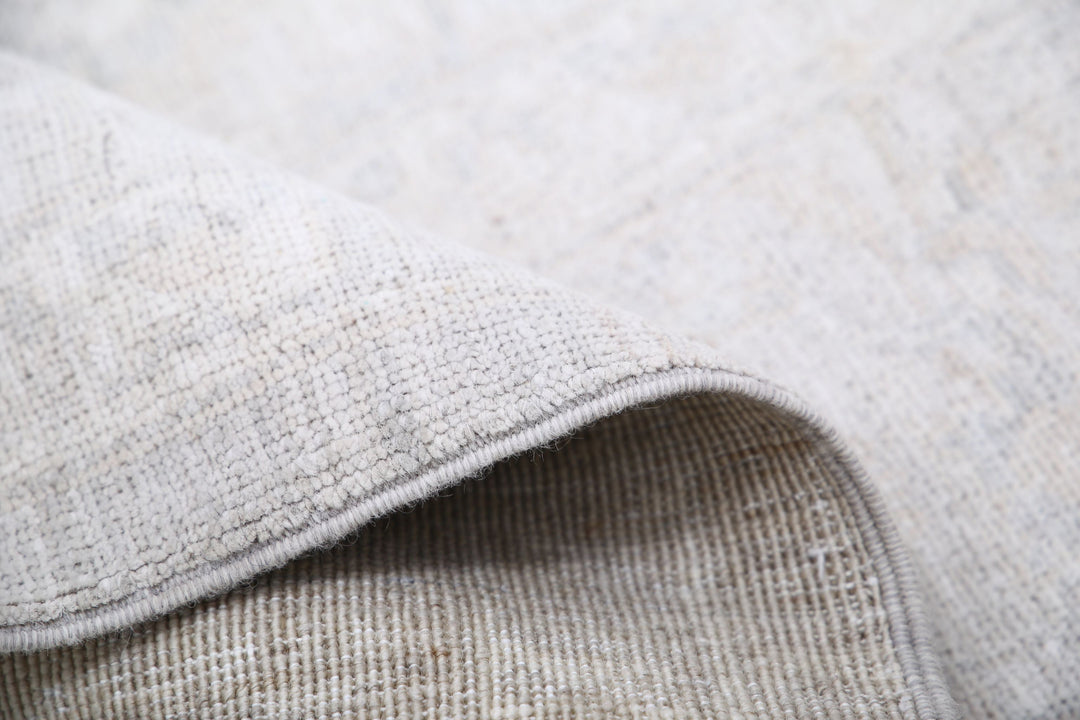 Hand Knotted Fine Serenity Wool Rug 6' 3" x 9' 7" - No. AT68885