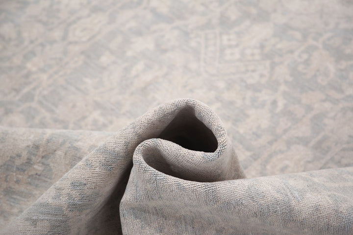 Hand Knotted Fine Serenity Wool Rug 6' 10" x 10' 4" - No. AT35701