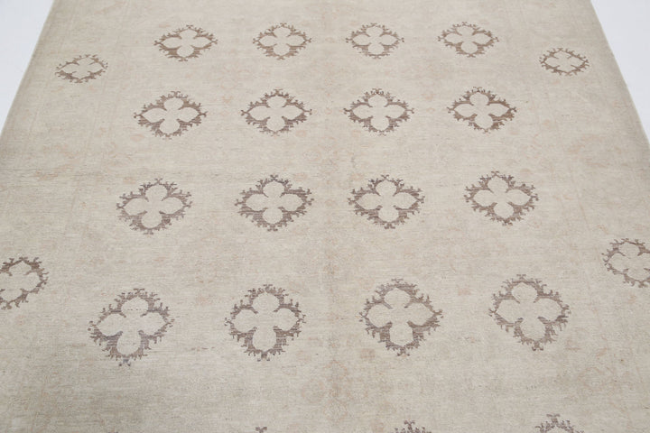 Hand Knotted Fine Serenity Wool Rug 6' 1" x 8' 0" - No. AT19454