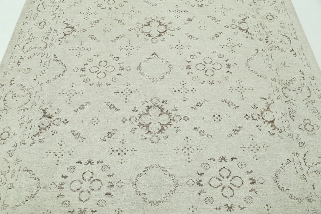 Hand Knotted Fine Serenity Wool Rug 6' 1" x 7' 7" - No. AT70553