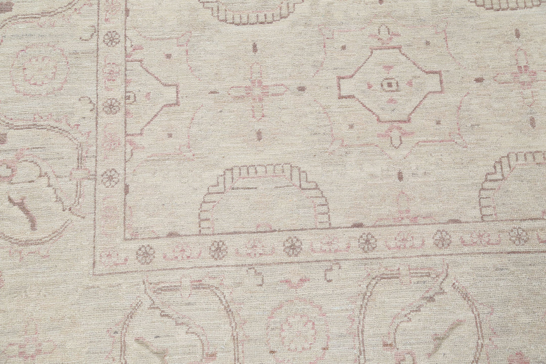 Hand Knotted Fine Serenity Wool Rug 5' 9" x 8' 11" - No. AT71922