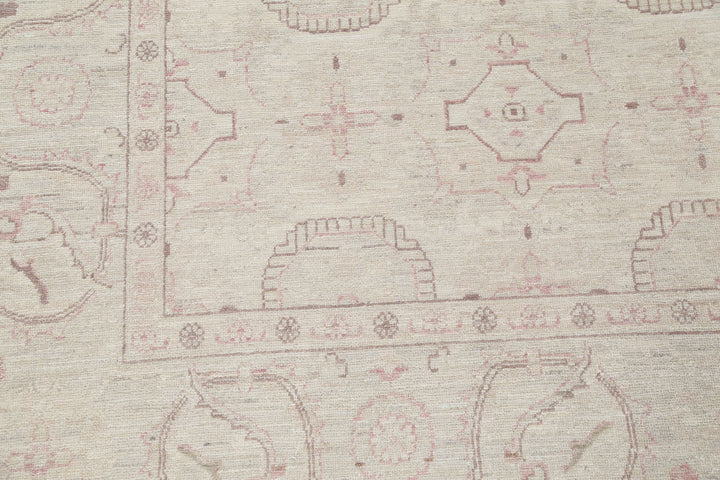 Hand Knotted Fine Serenity Wool Rug 5' 9" x 8' 11" - No. AT71922