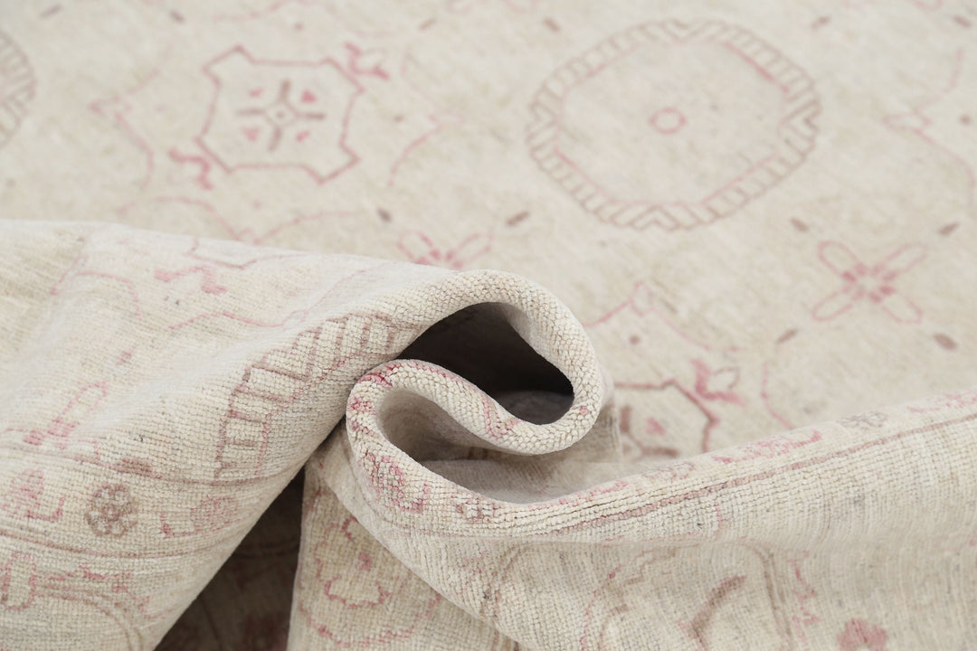 Hand Knotted Fine Serenity Wool Rug 5' 9" x 8' 11" - No. AT71922