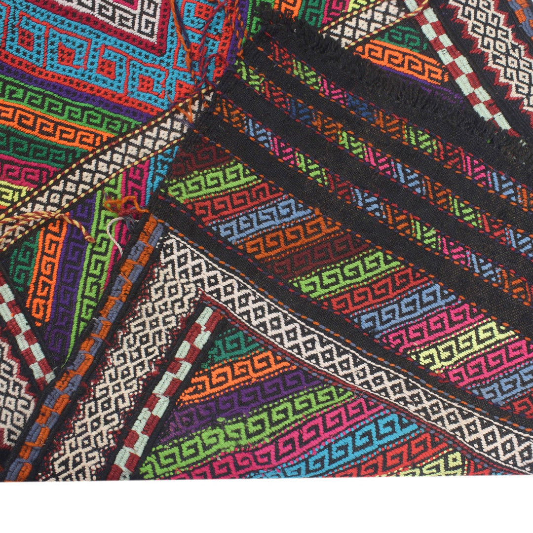 Suzuni Kilim 2' 4" x 7' 2" - No. AL84696